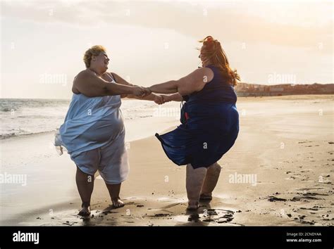 bild dicke frauen am strand|200.000+ kostenlose Frau Am Strand und Strand.